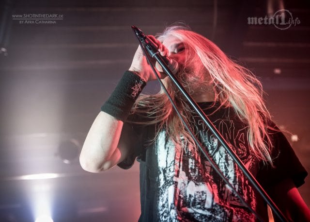 Martin van Drunen mit ASPHYX live auf dem Dark Easter Metal Meeting 2017