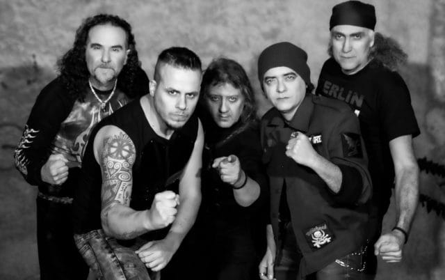 Ein Foto der Heavy-Metal-Band Spitfire